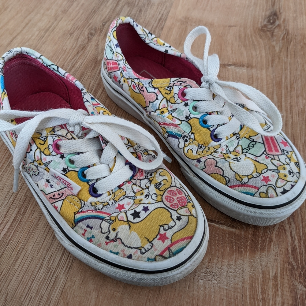 Vans, youth corgi